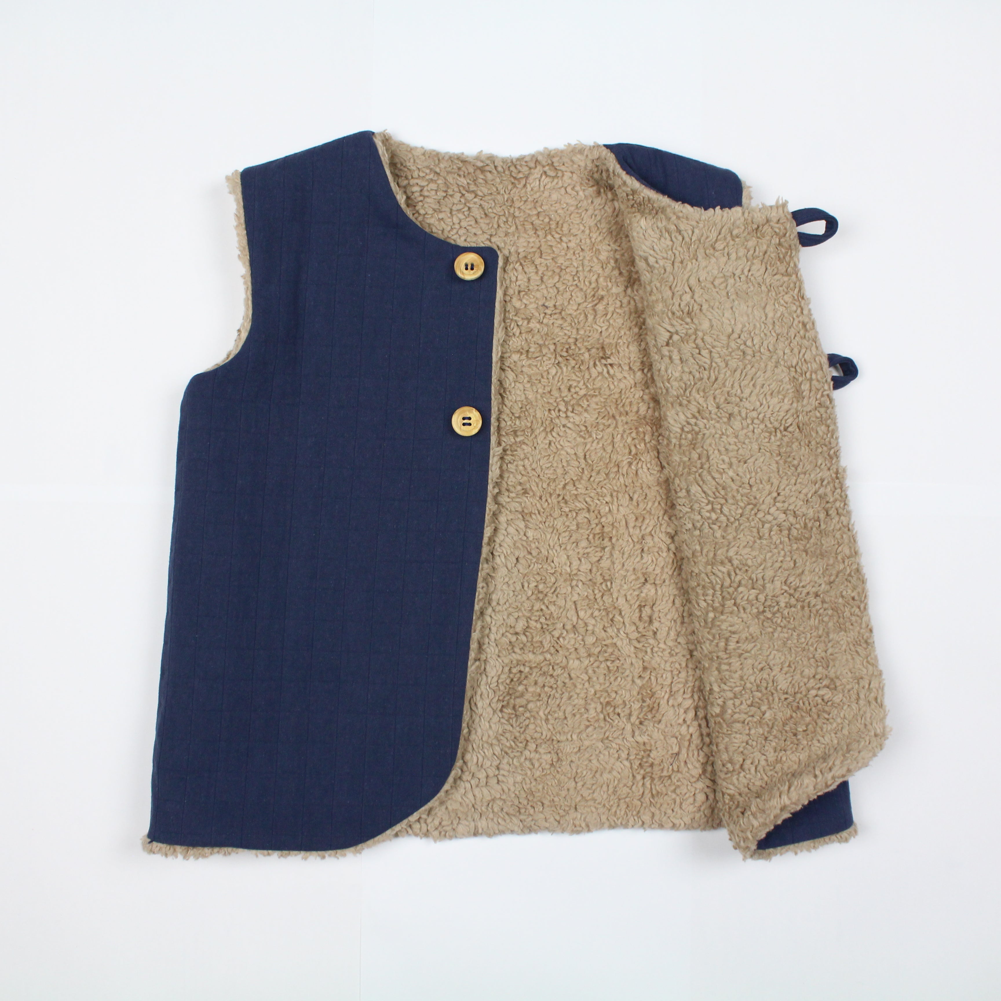 Aulnes gilet sans manche couleur bleu ocean, détail de l'intérieur, coton labellisé