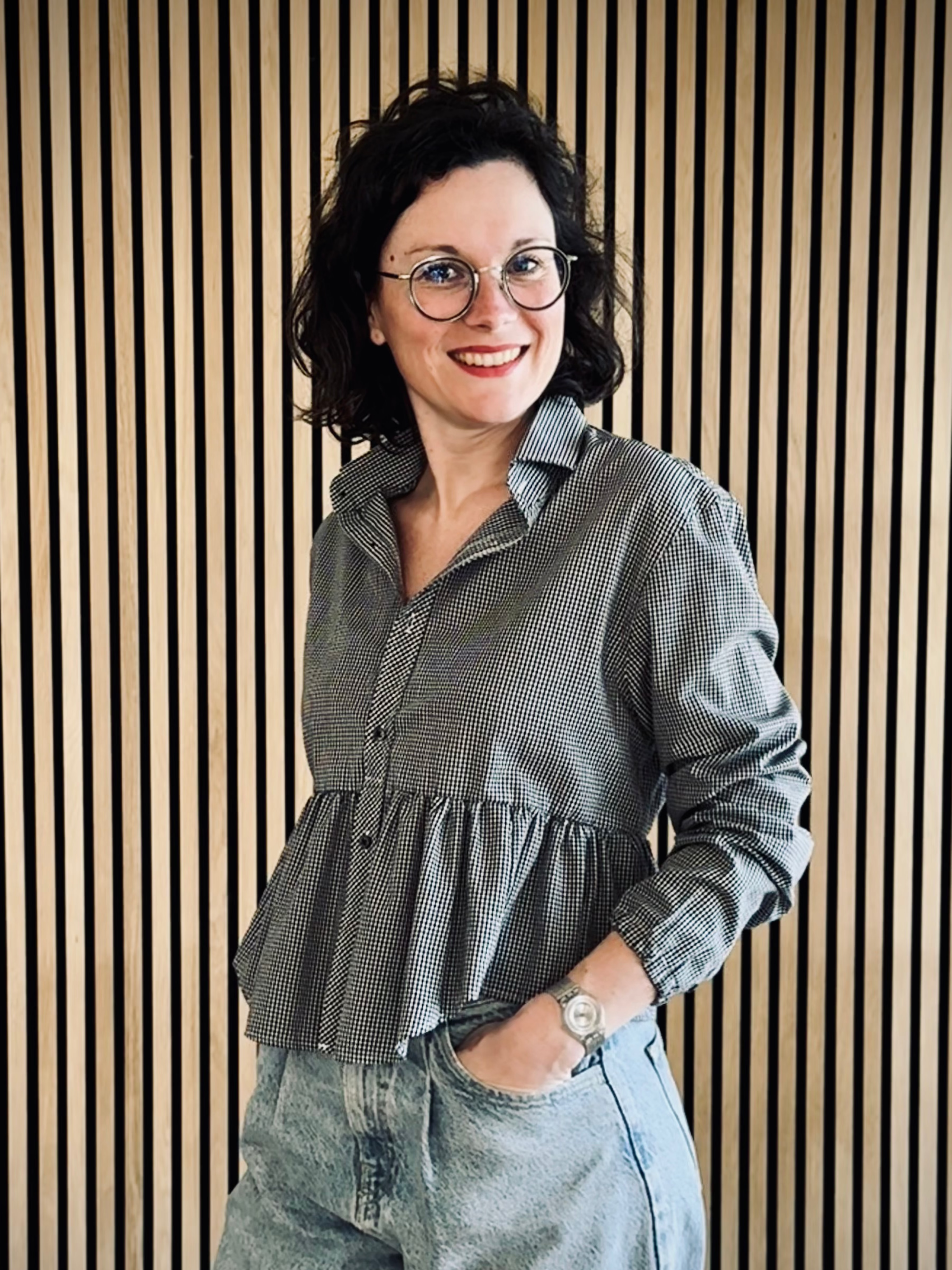 Chemise à petits carreaux noirs
