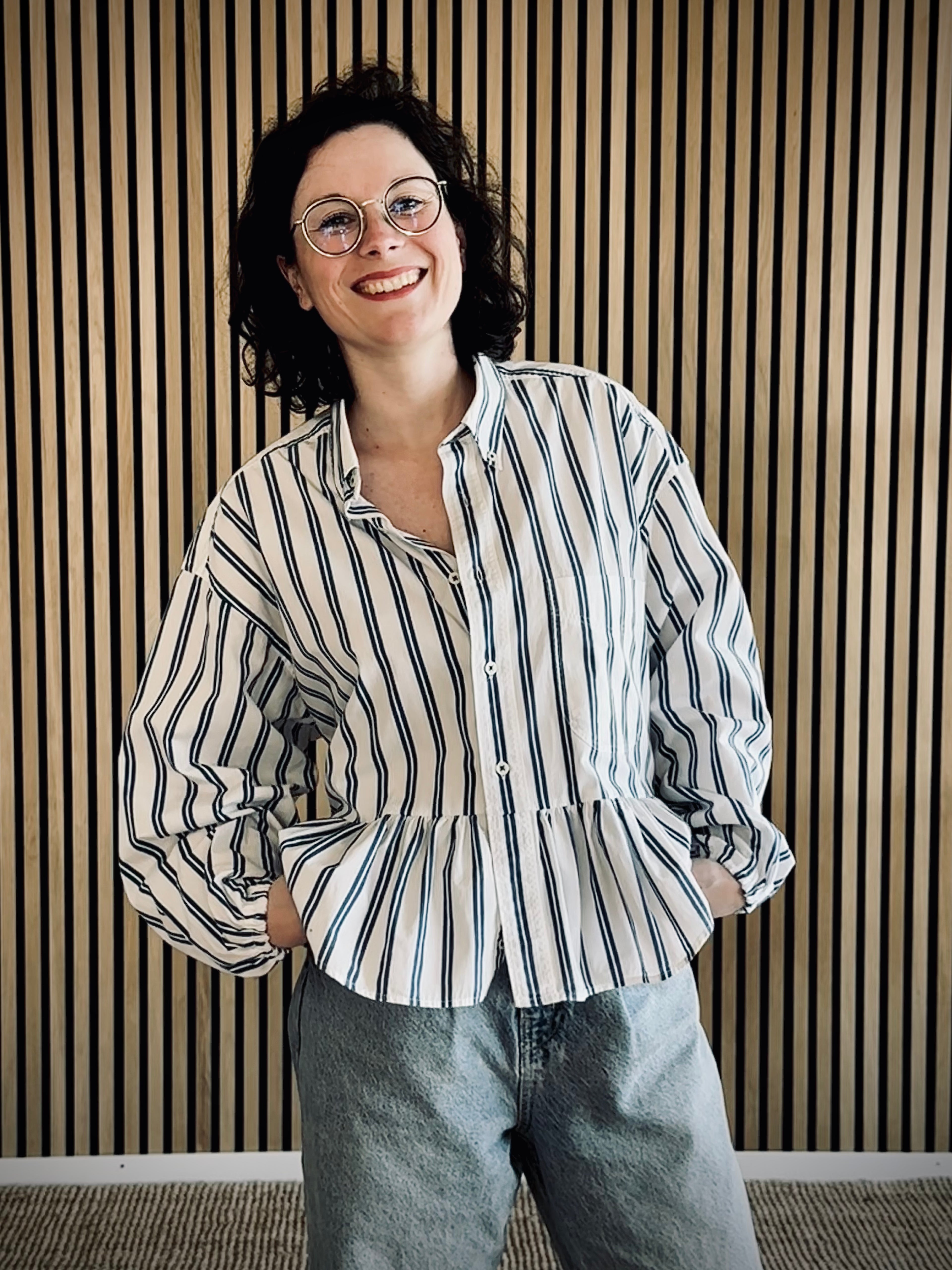 Chemise upcyclée à rayures bleu marine