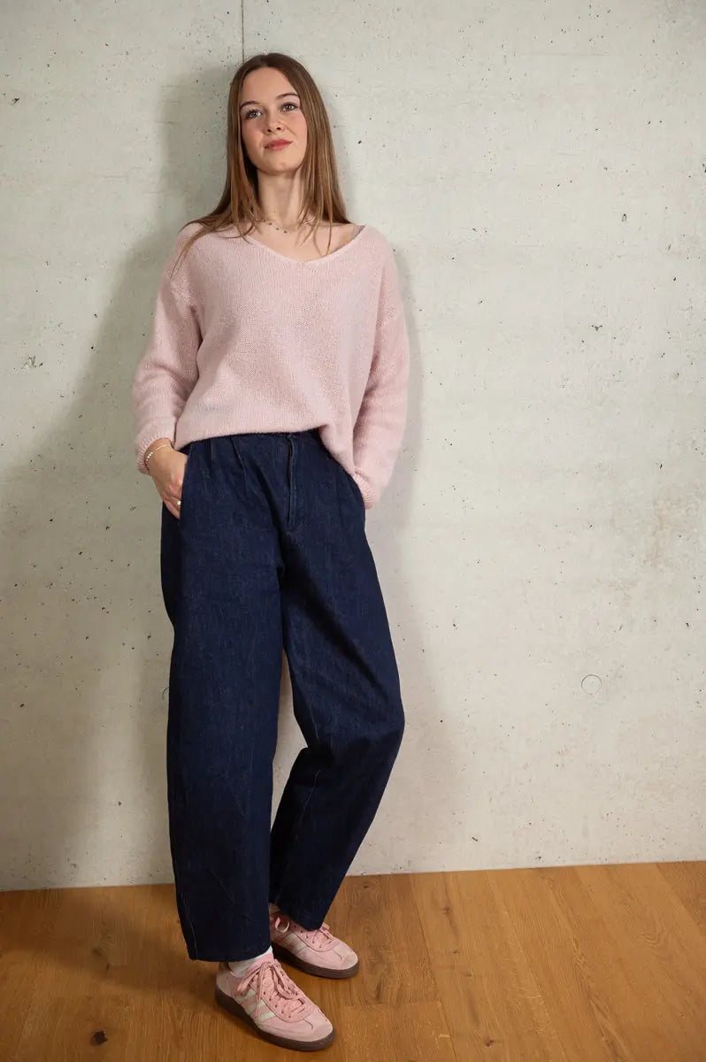 Silhouette 4  jean sylene denim dos haut mur Maison Colette