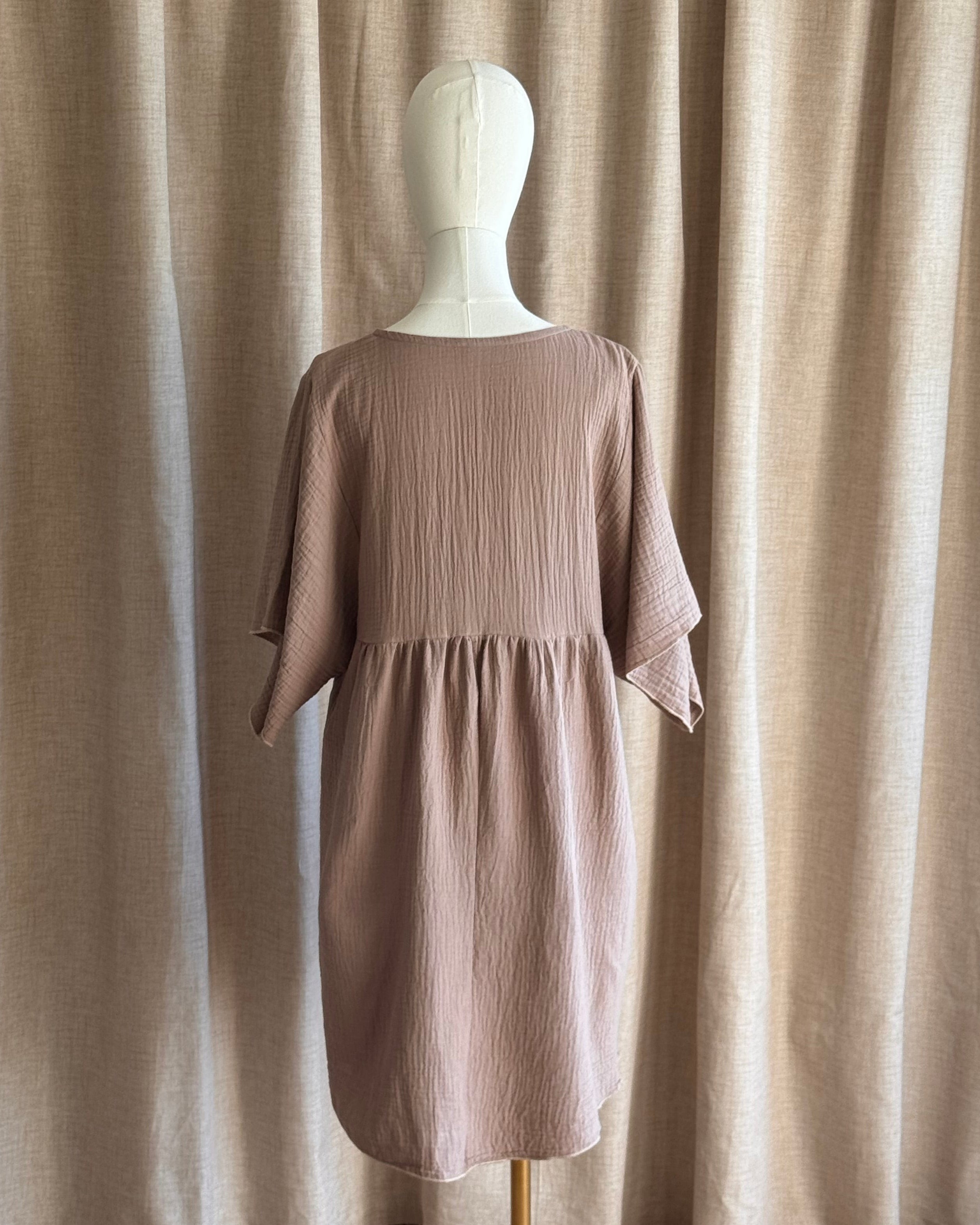 Robe baby doll double gaze ble mûr coton de face non ceinturée de dos