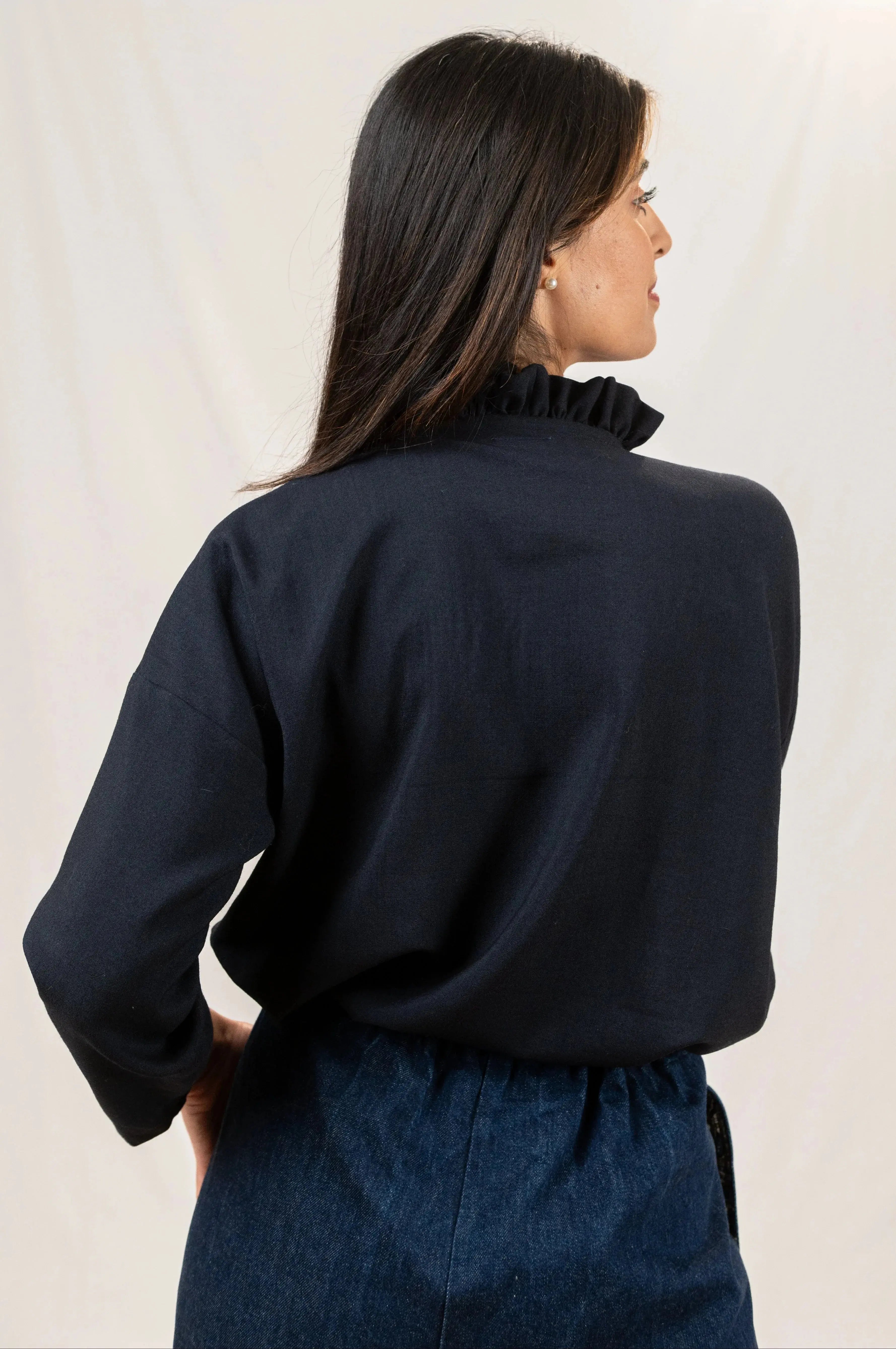 Chemise col froncé Narcisse en Etamine de laine - Maison Colette